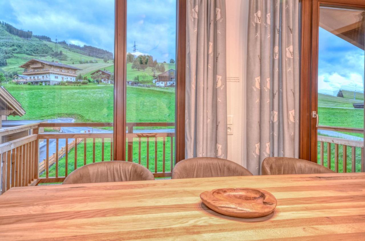 Ski-In Ski-Out Chalet Maiskogel "Bergli" - By Alpen Apartments คาพรูน ภายนอก รูปภาพ